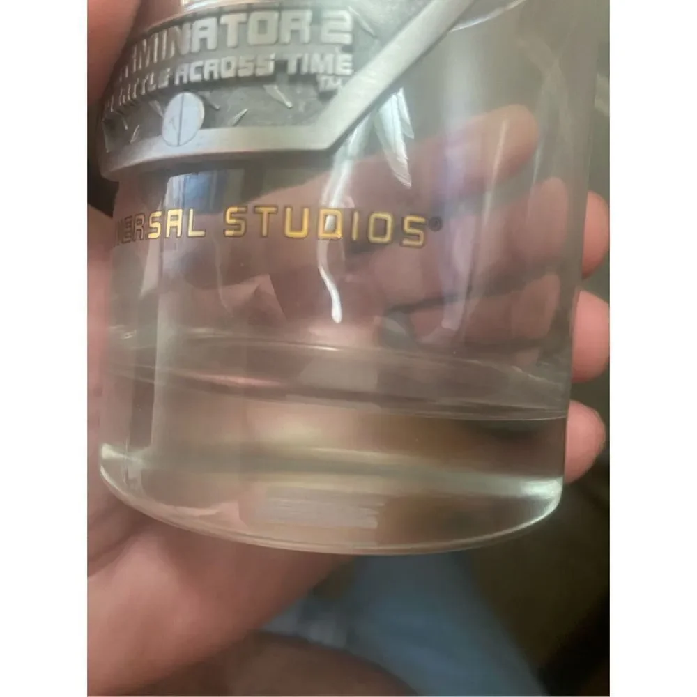 Vintage 1997 terminator 2 universal studios 14oz glass